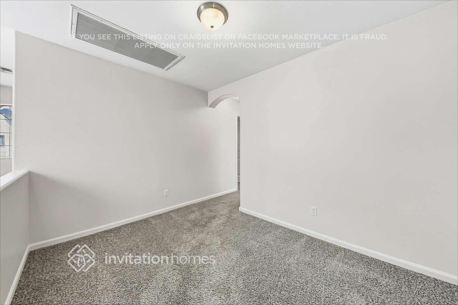 Building Photo - 1407 S Moccasin Trail