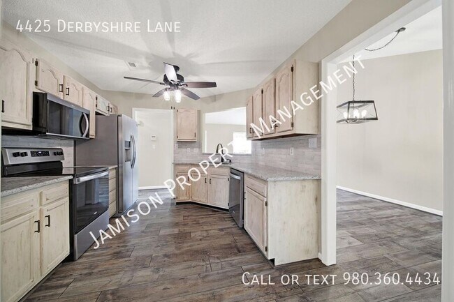 Building Photo - 4425 Derbyshire Ln