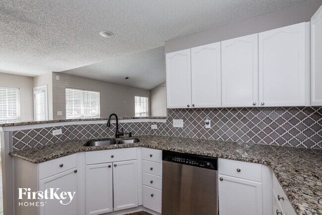 Building Photo - 13308 Woodland Farm Dr