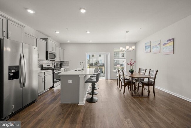 Building Photo - 434 Herringbone Wy