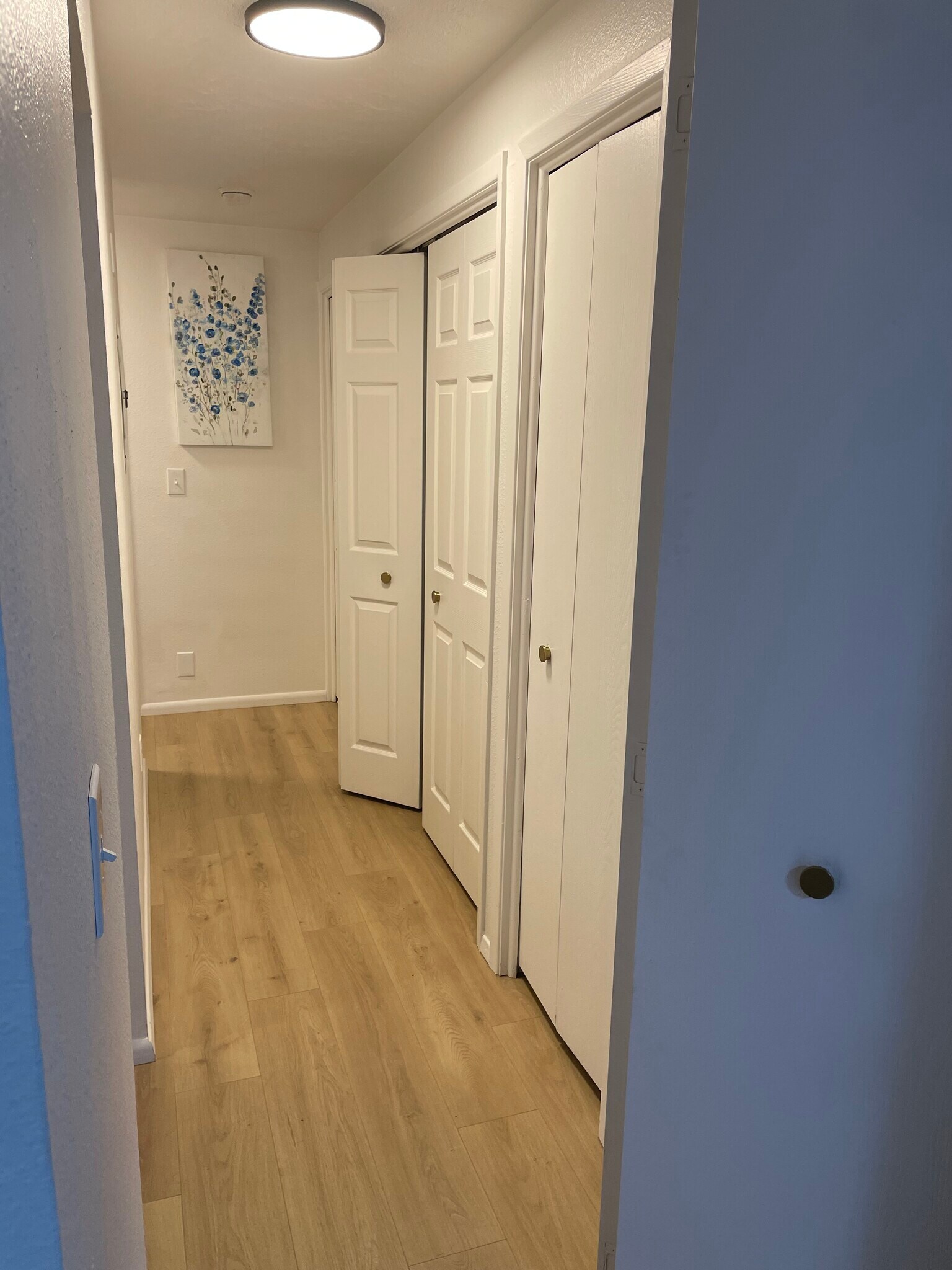 Lots of storage - 1540 S Wardle St