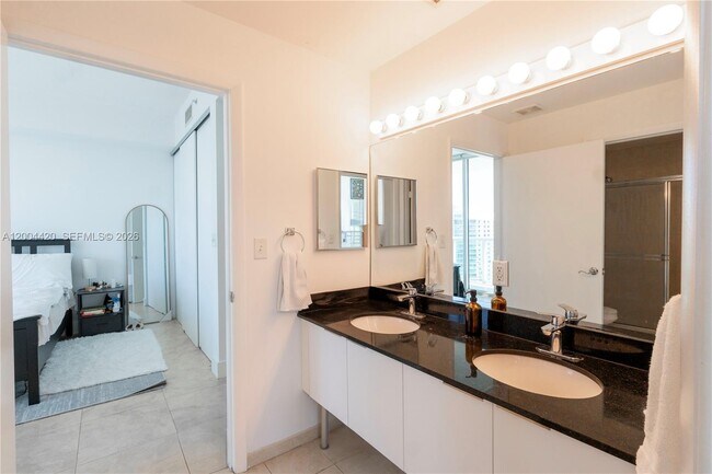 Building Photo - 31 SE 5th St