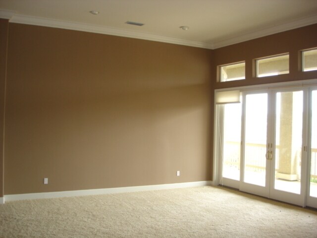 Building Photo - RARE ONE STORY EXECUTIVE HOME IN GATED COM...