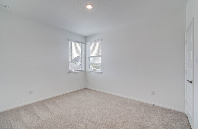 Building Photo - 24811 Harrow Mdw Dr