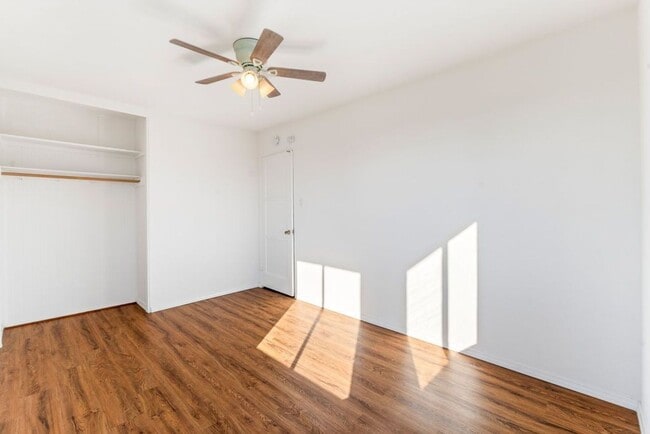 Building Photo - San Diego Linda Vista /Clairemont Area May  FREE  Modern 2-Bed/1-Bath Home with Laundry, Yard, an...