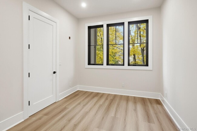 Building Photo - 34 Clinton Ave