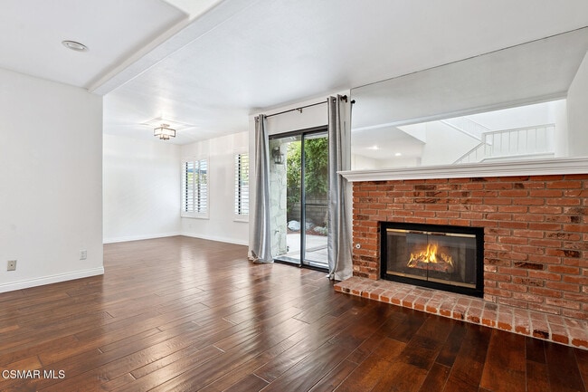 Building Photo - 29723 Strawberry Hill Dr