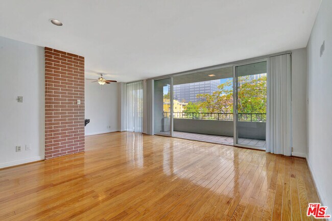 Building Photo - 1300 Midvale Ave