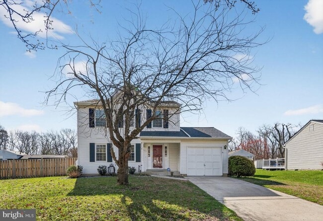 Building Photo - 8813 Francesca Dr