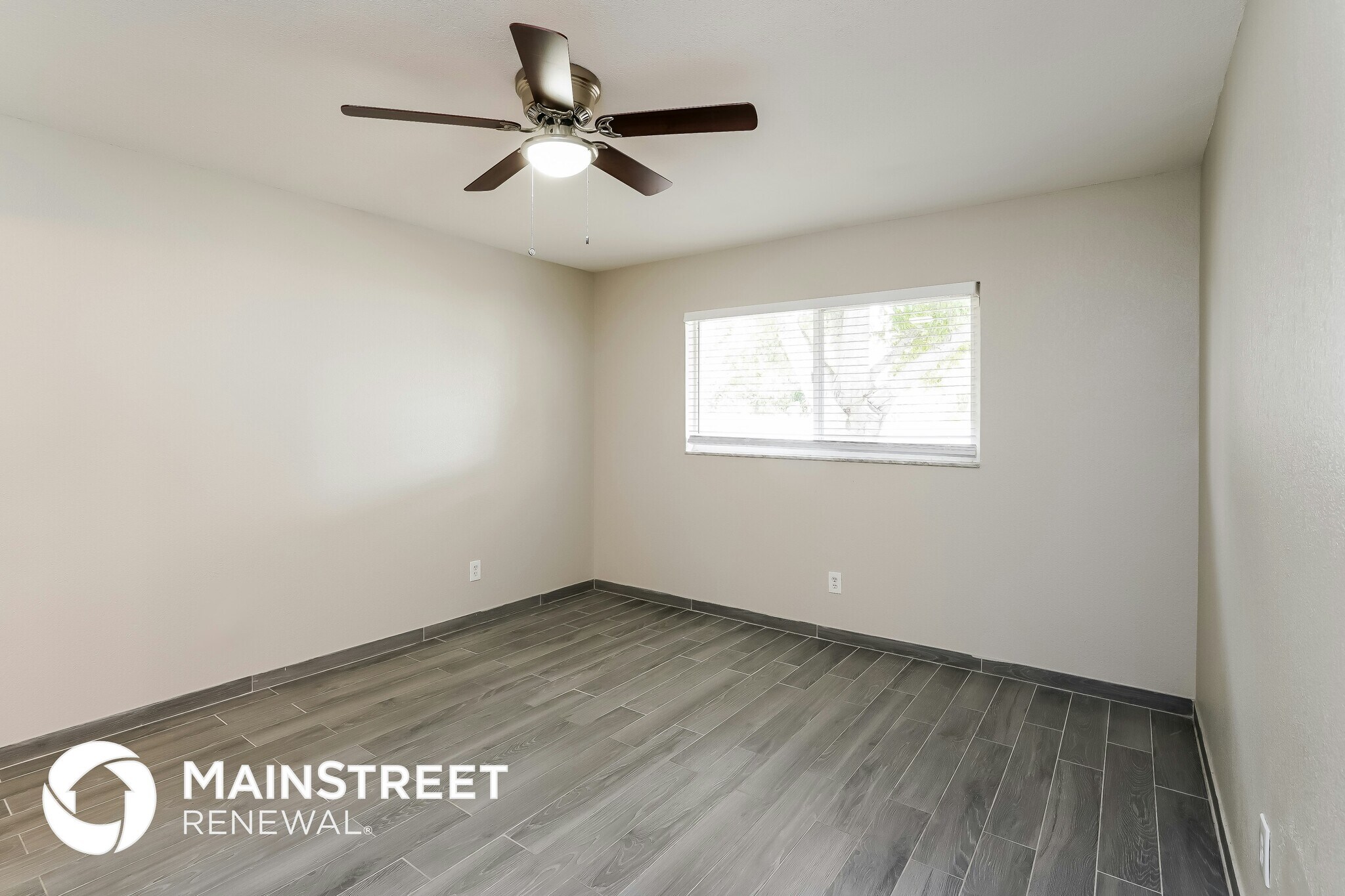 Building Photo - 126 SE 7th St