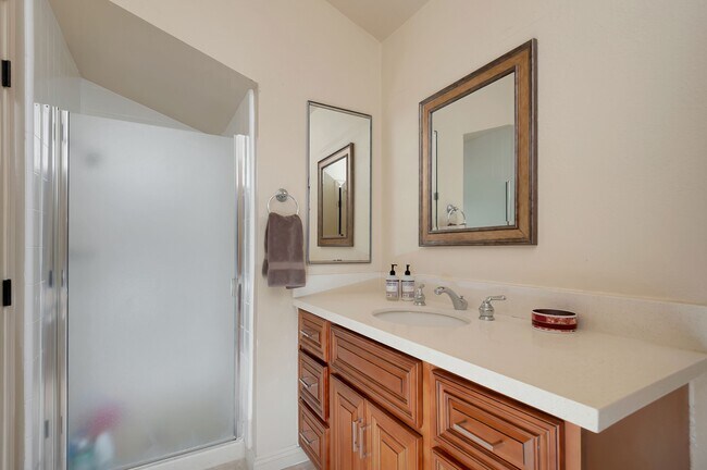 Building Photo - 2559 Caminito Muirfield