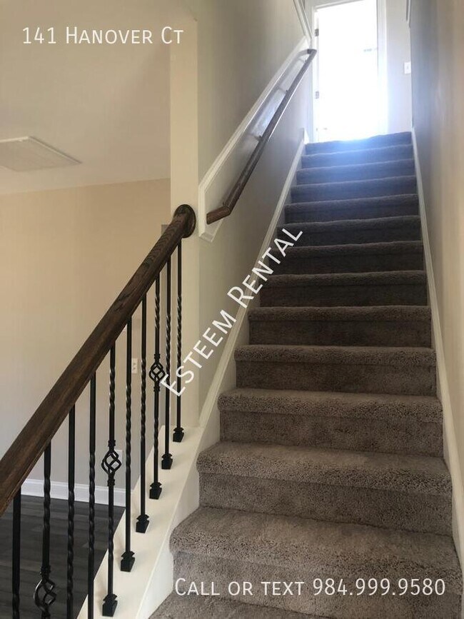 Building Photo - 141 Hanover Ct