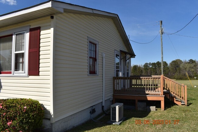 Building Photo - 2 Bed 1 Bathroom Single Family Home For Rent