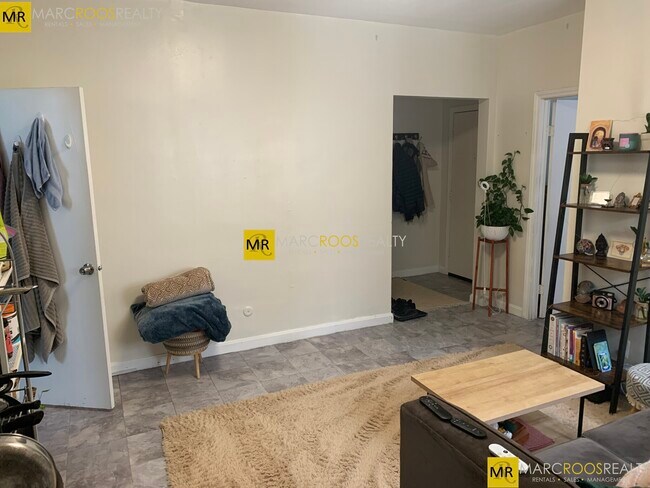 Building Photo - 178 Brighton Ave