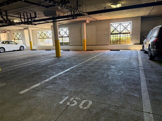 Building Photo - Modern 3 Bedroom 2 Bathroom Condo at the Monte Vista in Downtown San Jose