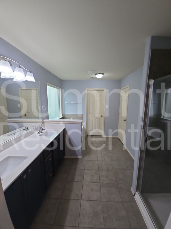 Building Photo - 236 Geode Ln