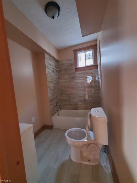 Building Photo - 8104 Simon Ave