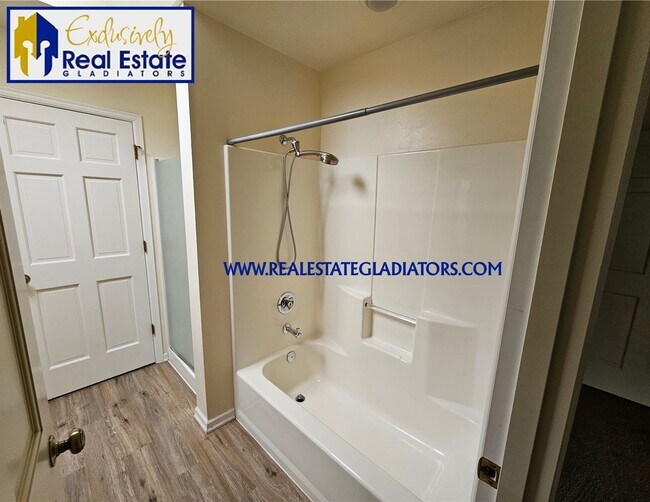 Building Photo - 30922 - Burris