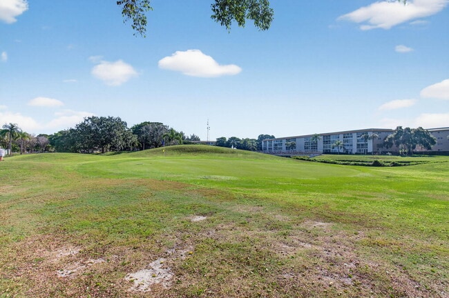 Building Photo - 3502 Bimini Ln