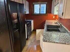 Building Photo - 2432 Stevens Ave