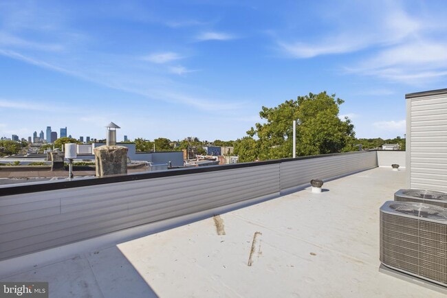 Building Photo - 2346 N 16th St