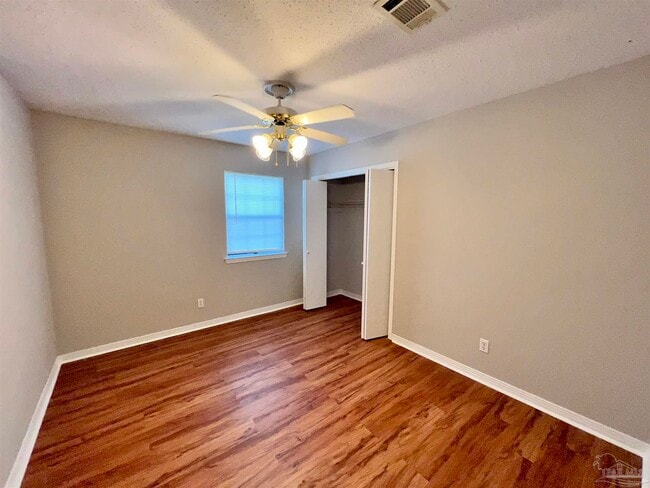 Building Photo - 5905 Pamela Dr