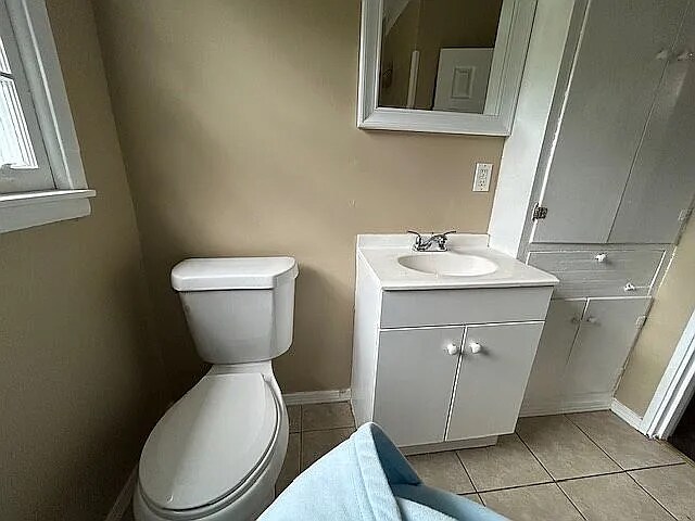 Building Photo - 3056 Farcott St