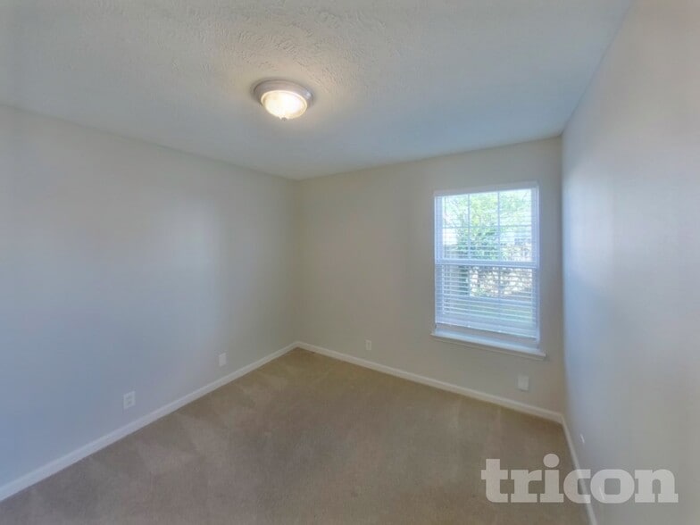 Building Photo - 3310 Perlino Dr