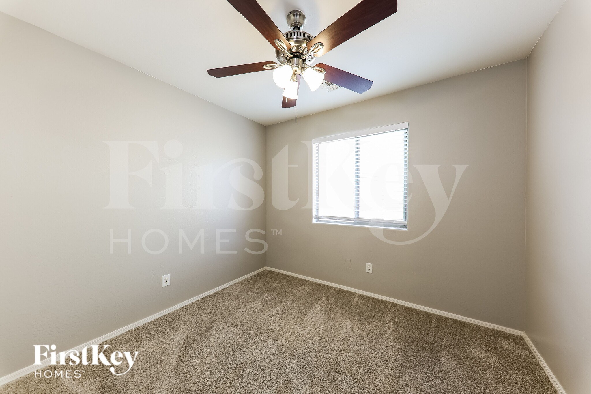 Building Photo - 14088 W Larkspur Dr