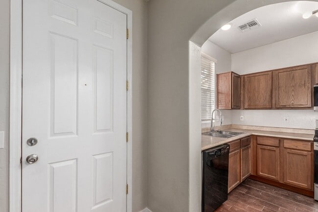 Building Photo - 3012 S 101st Dr