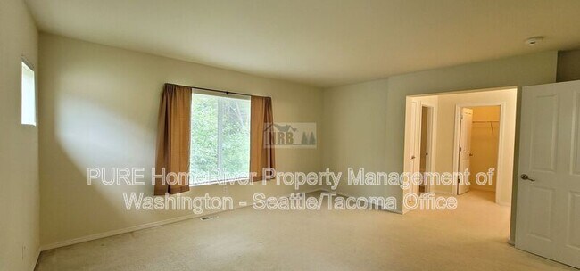 Building Photo - 9606 191st St Ct E