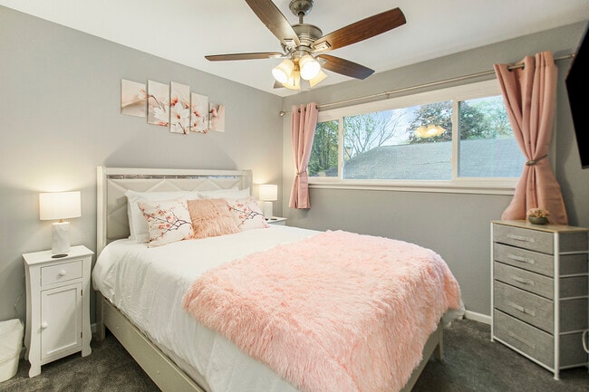 Building Photo - 63 S Main St