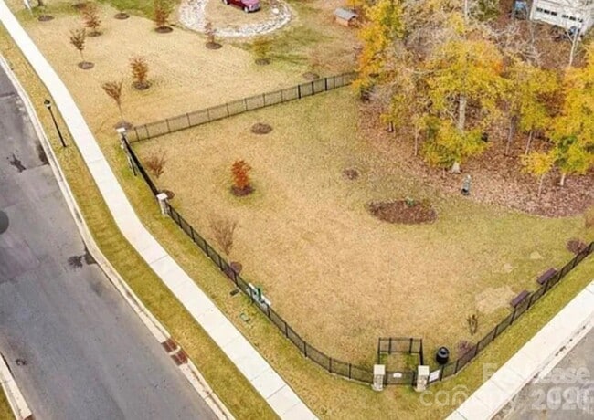 Building Photo - 3938 Black Ct