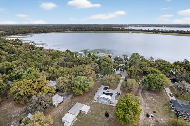 Building Photo - 2065 Oak Beach Blvd