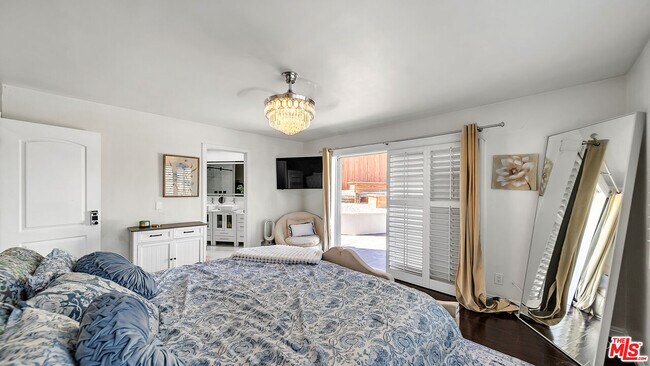 Building Photo - 22736 Cavalier St