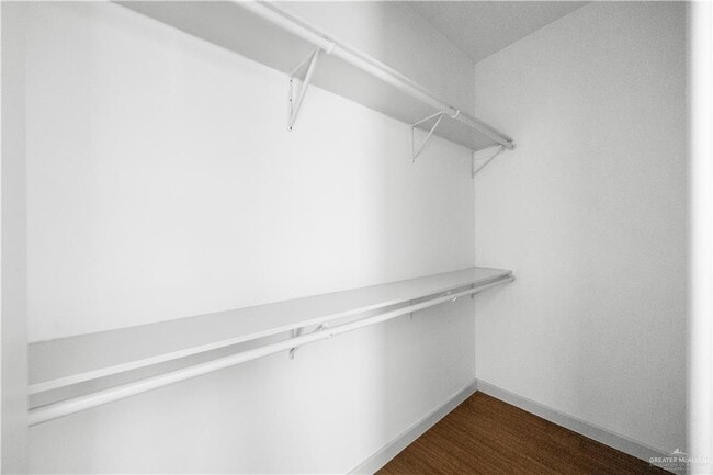 Building Photo - 2600 Mimosa St