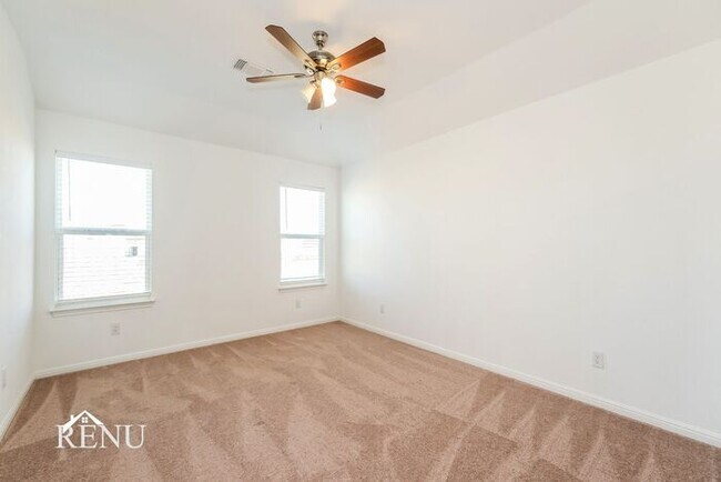 Building Photo - Coming Soon!