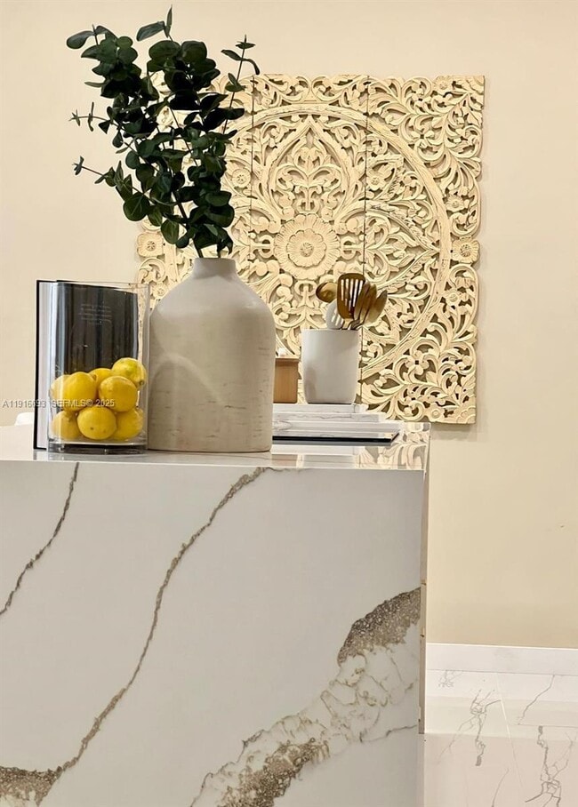 Building Photo - 2150 SW 46th Ct