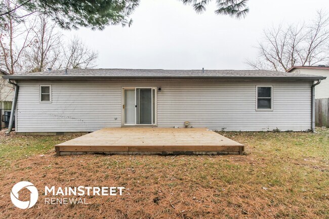 Building Photo - 3223 Southwest Dr