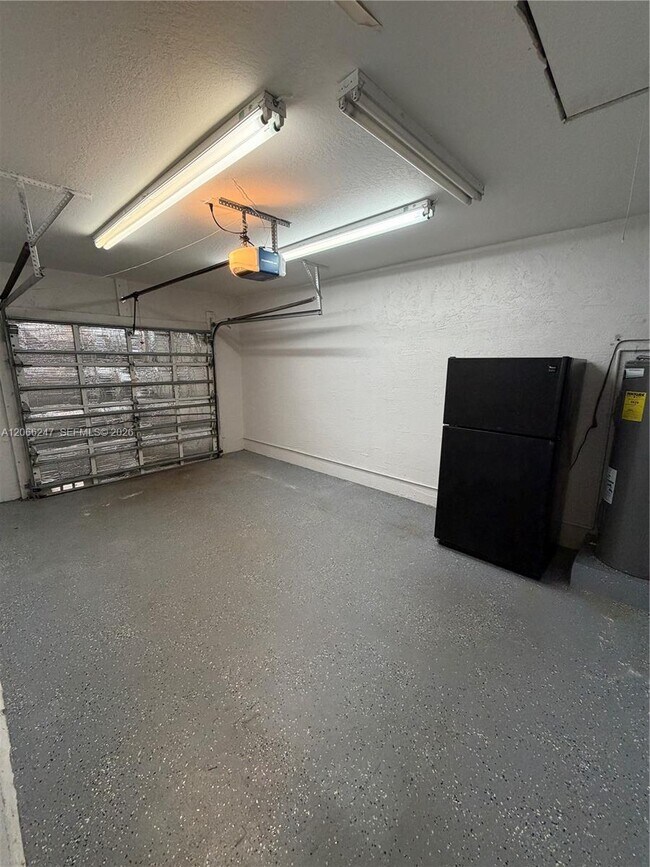 Building Photo - 14525 NW 88th Ave