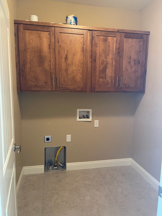 Building Photo - 1355 Cedar Creek Cir