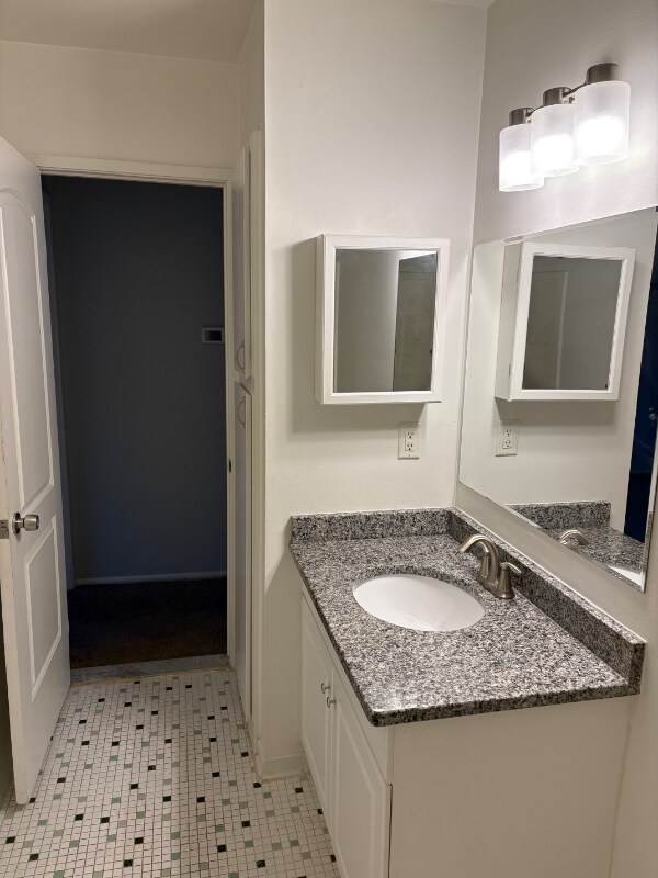 Building Photo - 19815 E 14 Mile Rd