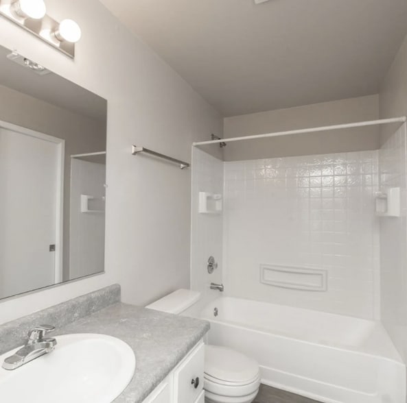 Building Photo - 5726 59th St Ct W