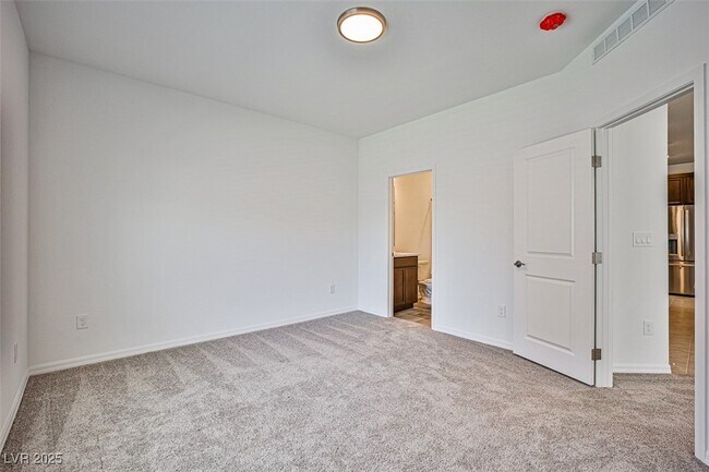 Building Photo - 7428 Legacy Pt St