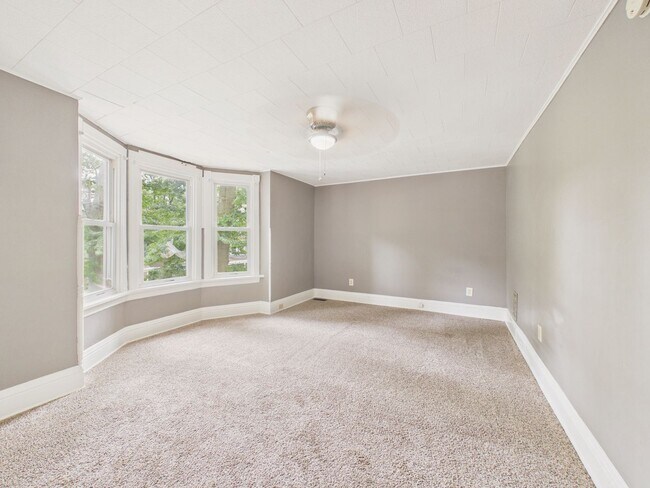 Building Photo - 1826 Boas St