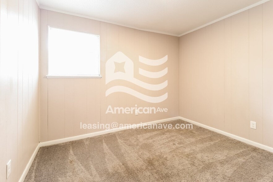 Building Photo - 5301 Keats Dr