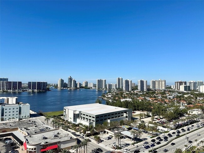 Building Photo - 18201 Collins Ave