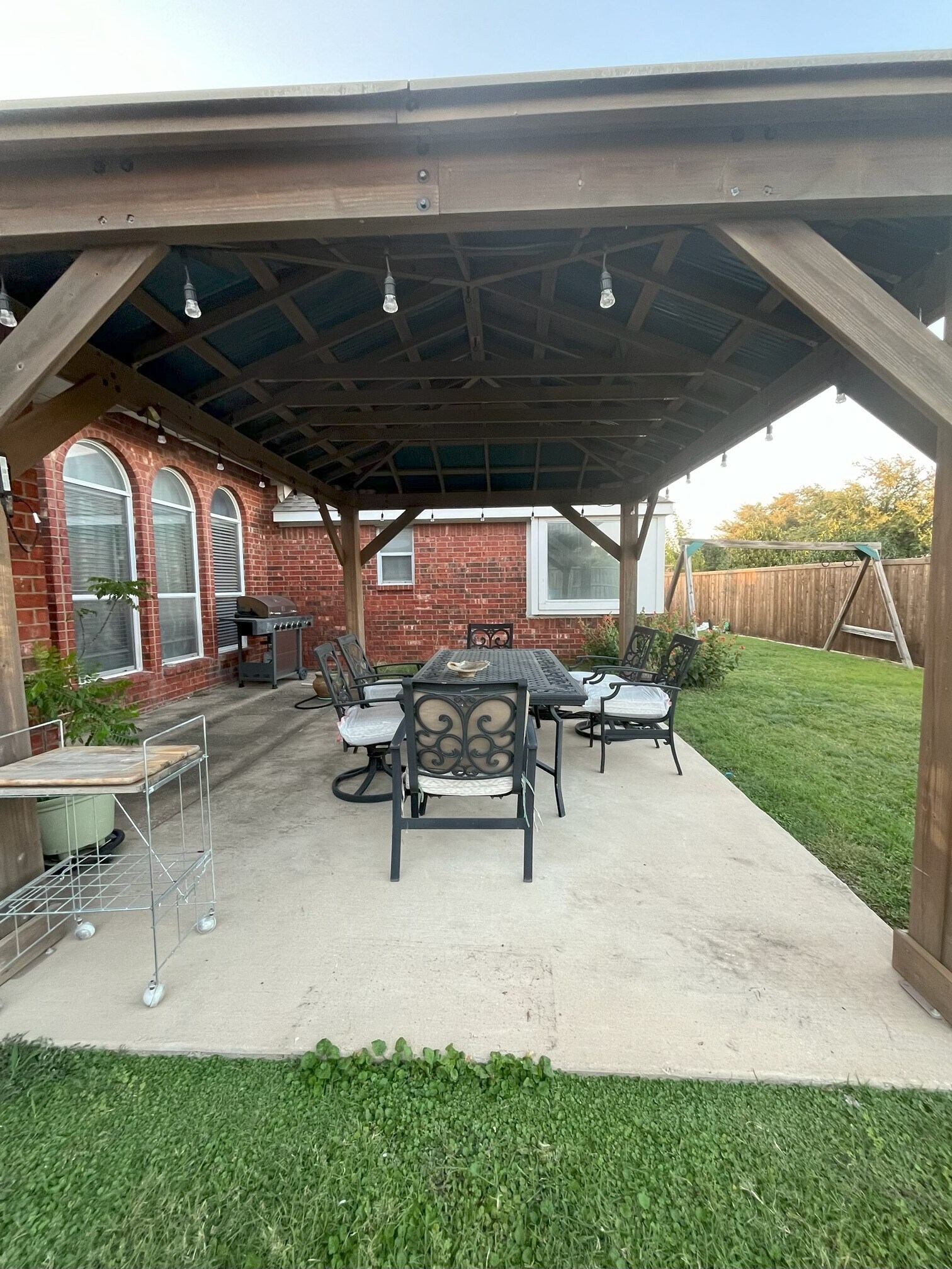 Building Photo - 5474 Golfside Dr