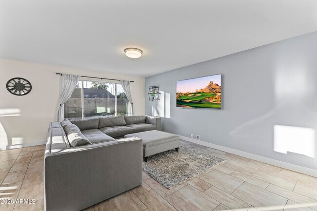 Building Photo - 5245 E Acoma Dr