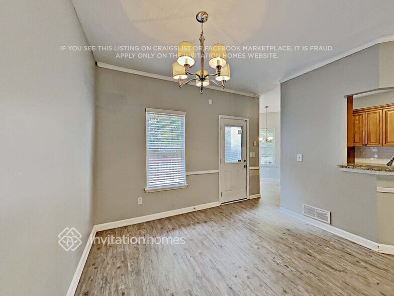 Building Photo - 4631 Noah Overlook W